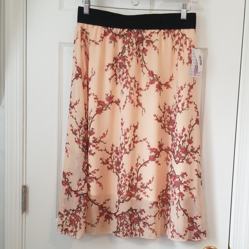 Lularoe Lola cherryblossom skirt NWT size M